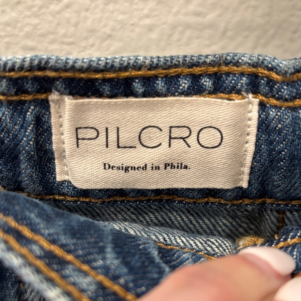 NWT Pilcro Small/Petite Relaxed Jeans with Rolled Hem - Picture 2 of 11